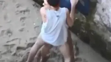 Dokumentasi Gadis Bali Cantik Live Kasur Pantai