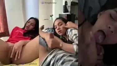 Gadis Cantik Pasrah Goyang Atas Kasur