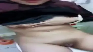 Ukhti Hijab Hitam Cantik Part 2 Di Mandi